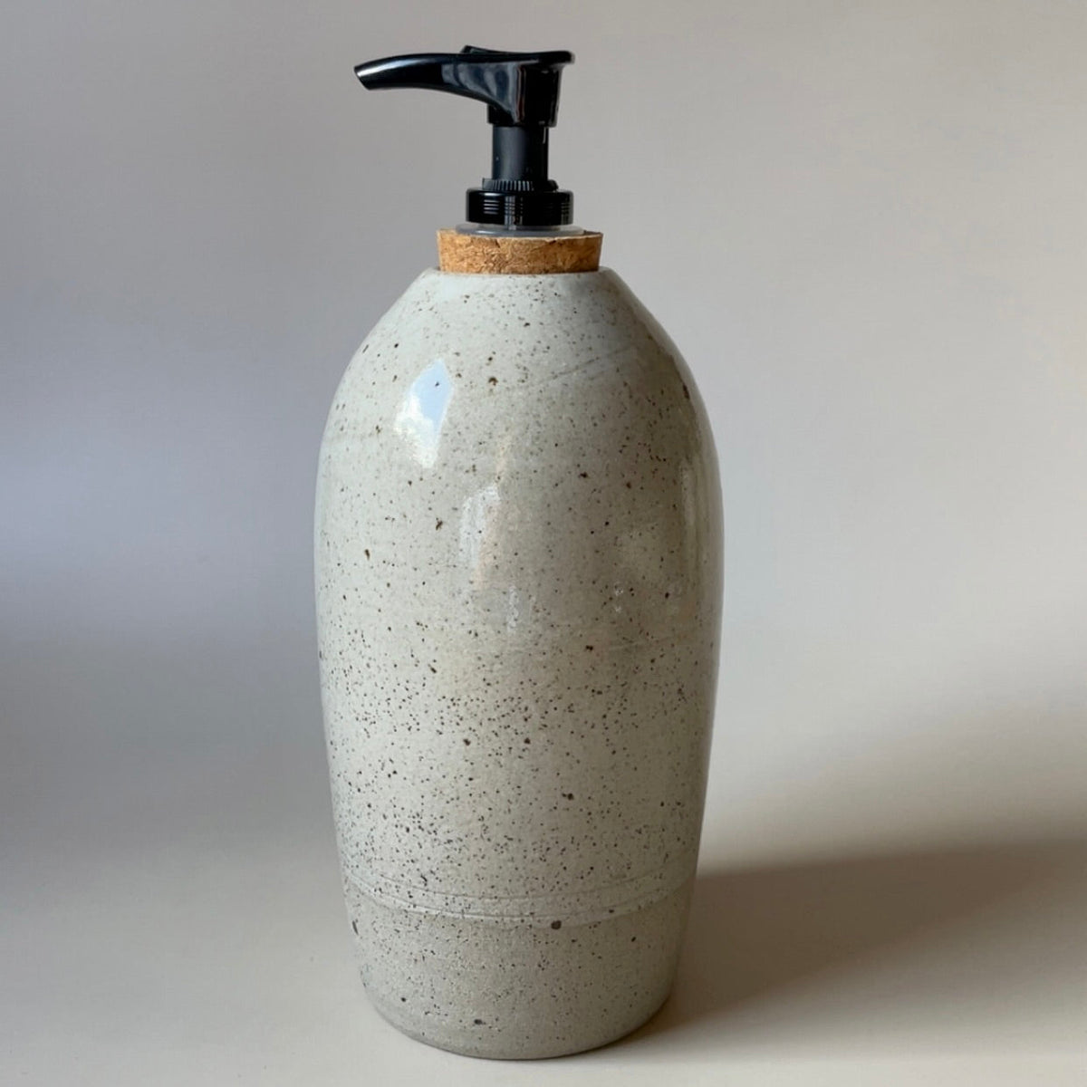 Zeeppomp Grey Kleikunstig