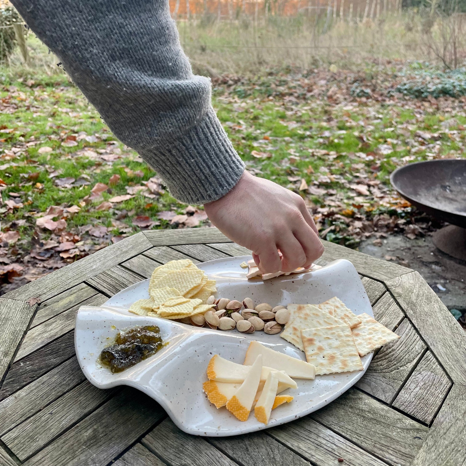 Organisch borrelplateau Kleikunstig