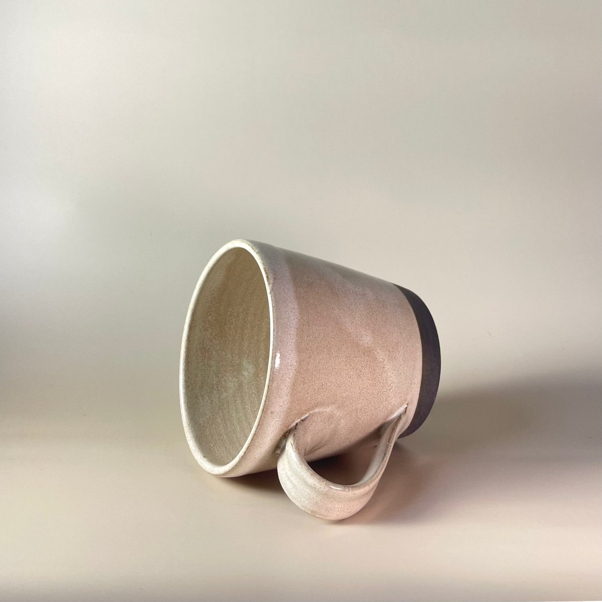 Mok met oor Kleikunstig