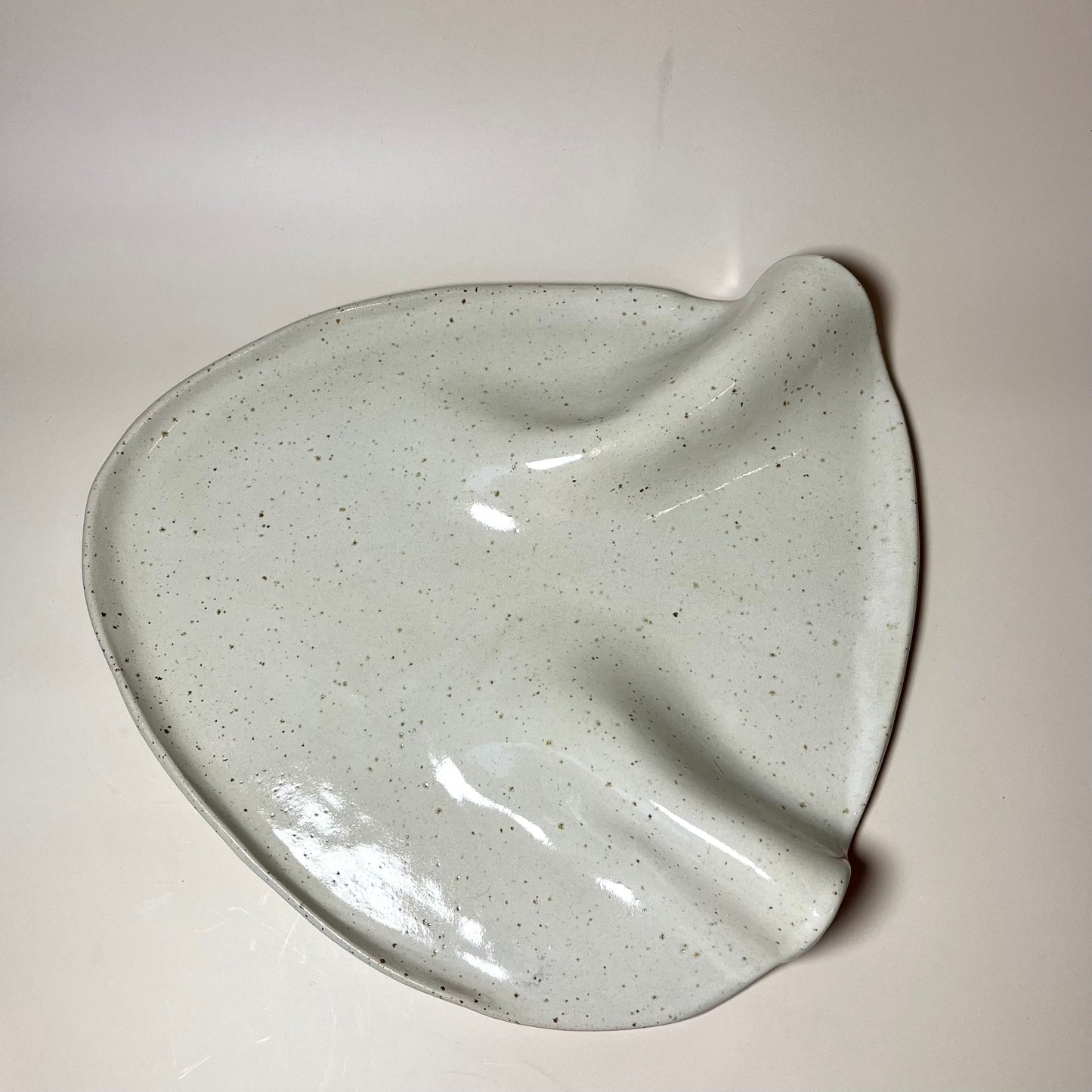 Organisch plateau Kleikunstig